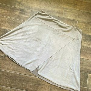 FAUX SUEDE SKIRT IN TAUPE BY SOFT SURROUNDINGS SZ 3X